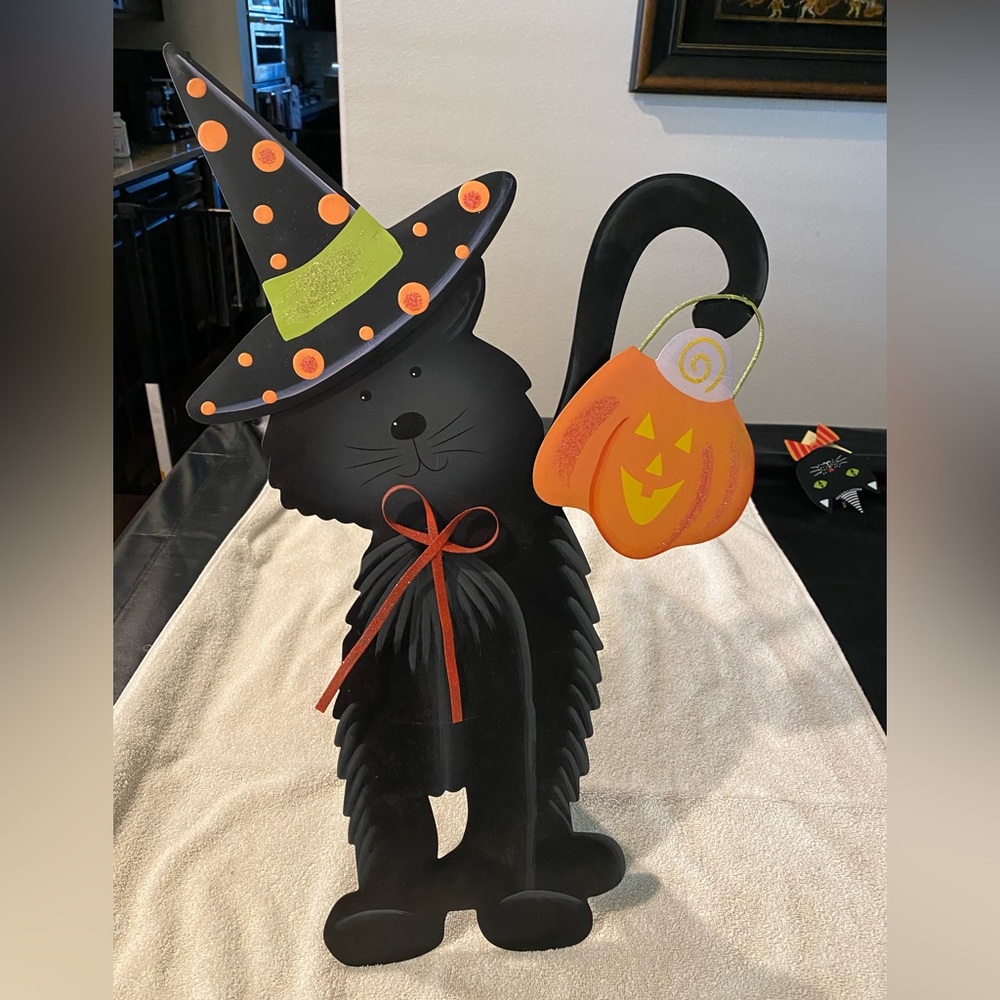 The Round Top Collection - Black Cat